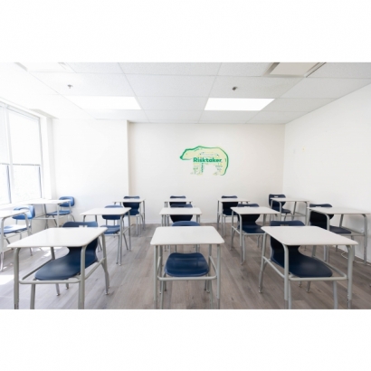 VanWest_Vancouver_Class_2 _1_.jpg VanWest_Vancouver_Class_2 _1_.jpg