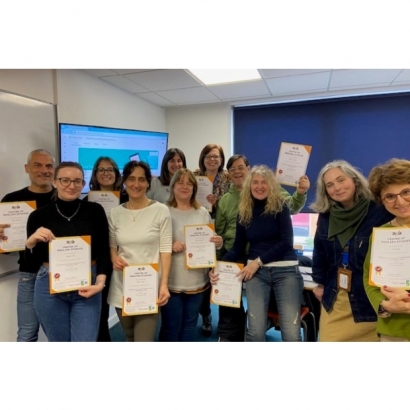 Erasmus teachers who finished their 2 week course in Methodology and Language Development.jpg Erasmus teachers who finished their 2 week course in Methodology and Language Development.jpg